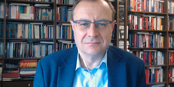 Prof. Antoni Dudek zwrócił się do Tuska. „Jak się nie da, to powinien pan się podać do dymisji”