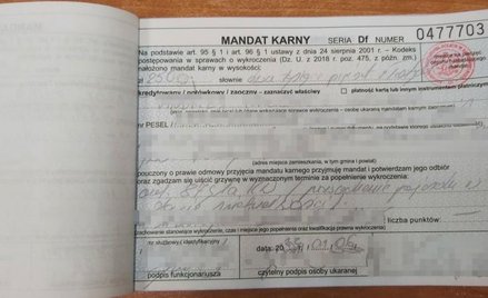 Mandatem w wysokości 2,5 tys. zł został ukarany przez policję 58-letni rowerzysta z Komarówki Podlas