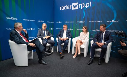 W debacie wzięli udział (od lewej): Marcin Piasecki „Rzeczpospolita” – prowadzący, Mirosław Czekaj, 