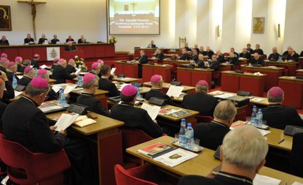 Biskupi obradują w Warszawie