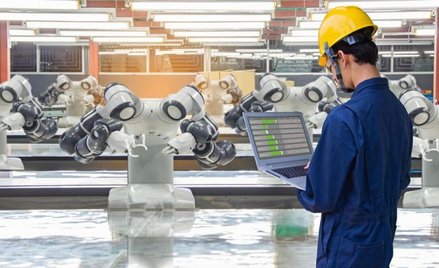 Chłodniej na rynku pracy