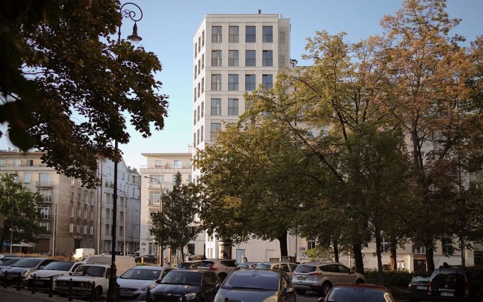 Projekt przekształcenia „szkieletora” w apartamentowiec to zasługa projektu pracowni WXCA.
