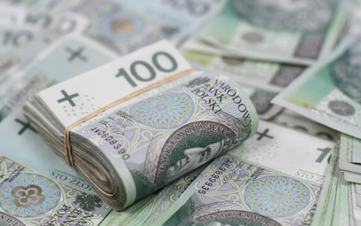 Jak szybko można przelać pieniądze z Polski na zagraniczne konto w weekend