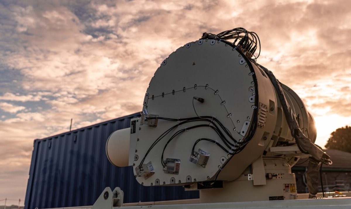 Konsorcjum DragonFire przetestowało laser dużej mocy - rp.pl