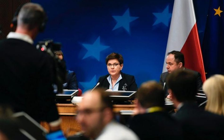 W Polsce brakuje dyskusji o przyszłości Europy i roli naszego kraju w UE. Rząd premier Beaty Szydło 