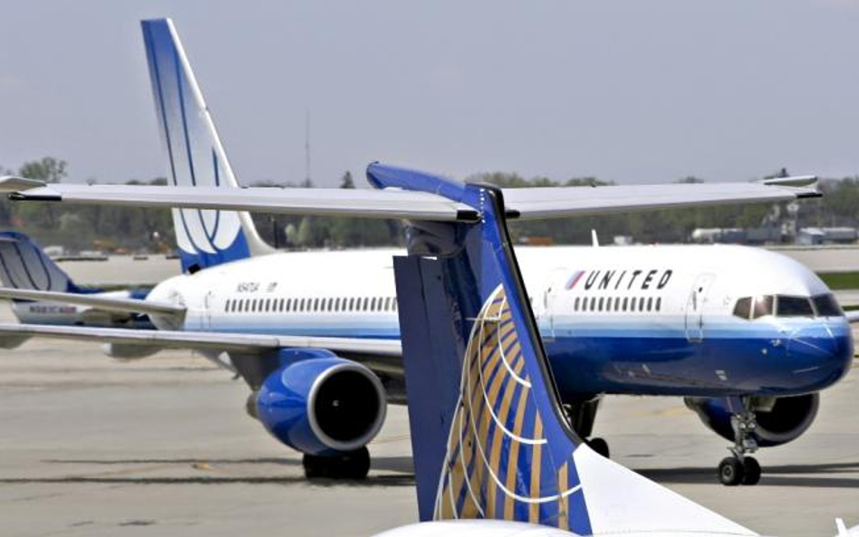 UAL, właściciel linii lotniczych United Airlines, przejmie konkurencyjne linie Continental Airlines