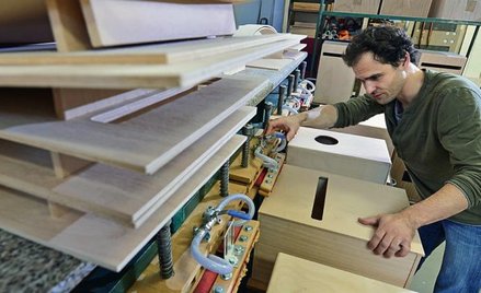 Co czwarty pracownik w landach wschodnich otrzyma podwyżkę dzięki wprowadzeniu pensji minimalnej. Na