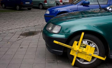 Mniej aut zaparkuje na osiedlowych drogach