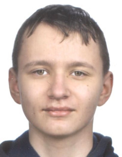 Każdy, kto posiada wiedzę na temat aktualnego miejsca pobytu Mateusza Koczarskiego, może pomóc w jeg