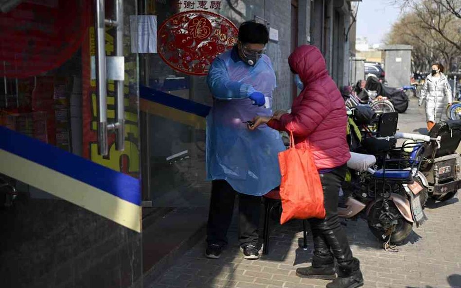 Chińczyk bał się wirusa. Sędzia z Kanady: Ryzyko niskie, deportować