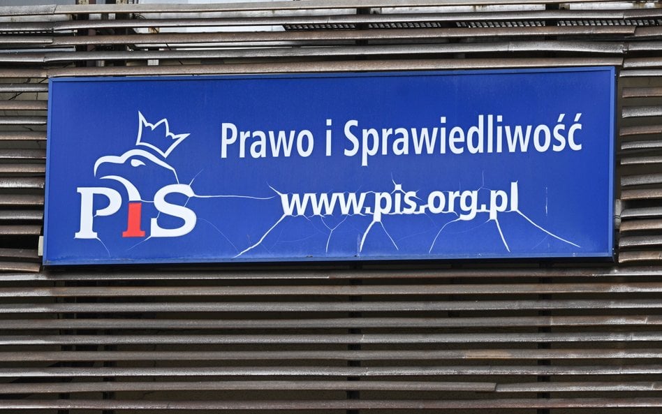 Siedziba Prawa i Sprawiedliwości przy ul. Nowogrodzkiej w Warszawie
