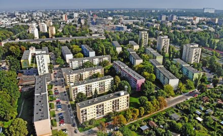 Część klientów nie chce pomocy pośrednika ze względu na zbyt wysokie ich zdaniem prowizje
