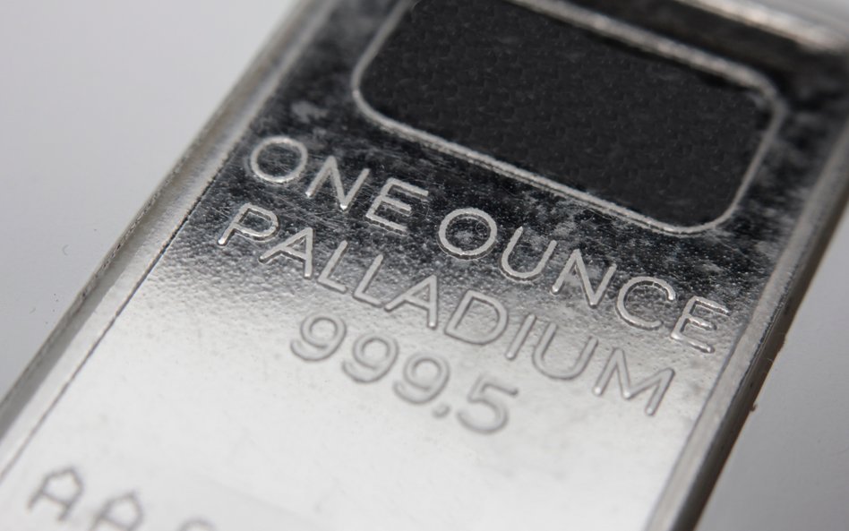 Srebro bije rekordy, a jego rentowność goni pallad