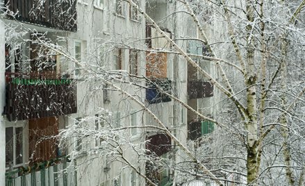 Zebrania we wspólnotach i spółdzielniach mieszkaniowych: karty do głosowania do skrzynki, a nie do r