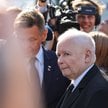 Prezes PiS Jarosław Kaczyński na pl. Piłsudskiego w Warszawie podczas obchodów miesięcznicy katastro