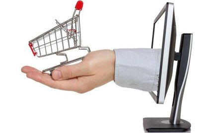 Zakupy w internecie firma rozliczy w podatkowej księdze