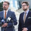 Szef klubu Konfederacji Grzegorz Płaczek i rzecznik sztabu Sławomira Mentzena Wojciech Machulski