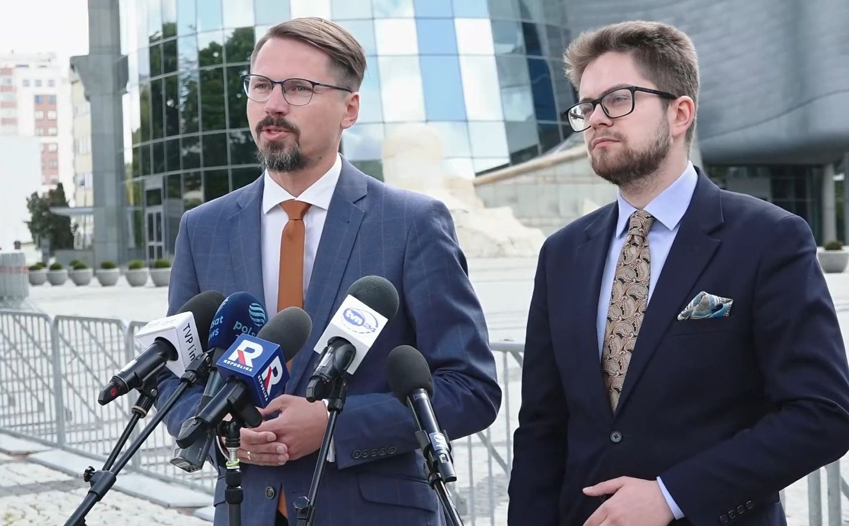 Debata w TVP. Sztab Sławomira Mentzena krytykuje telewizję. „Zostaliśmy oszukani”