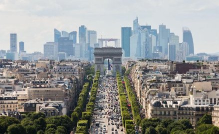 Francja myśli o mycie w miastach