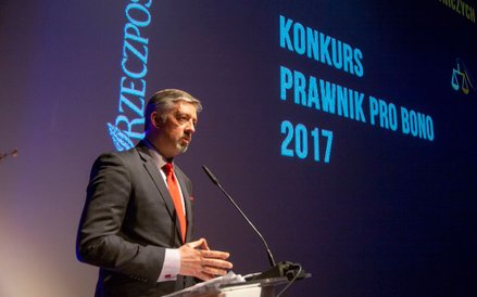 Filip Czernicki - prezes Fundacji Uniwersyteckich Poradni Prawnych
