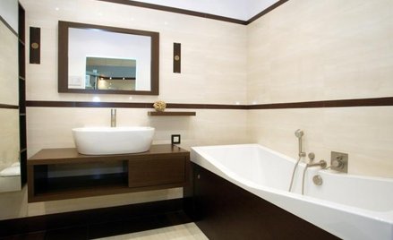 Droższe pytki, farby i lakiery