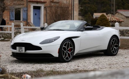 Aston Martin DB11 Volante