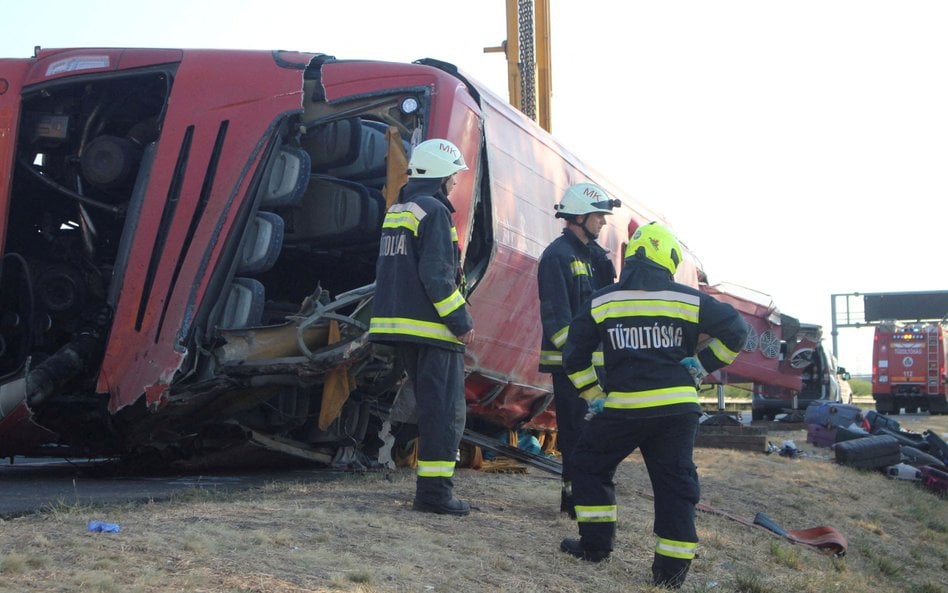 12 osób zginęło w ostatnim wypadku, do którego doszło w nocy z 15 na 16 sierpnia na węgierskiej auto