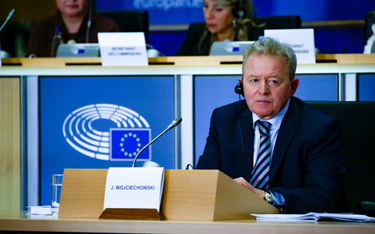 PE: Janusz Wojciechowski z teką komisarza