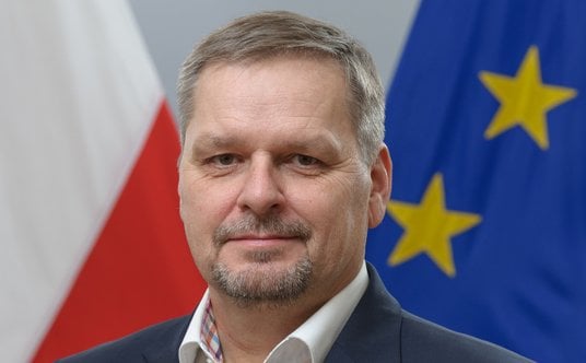 Od grudnia 2023 r. szef ABW. Rozpoczął służbę w 1992 r. w UOP, był m.in. pełnomocnikiem ds. informac