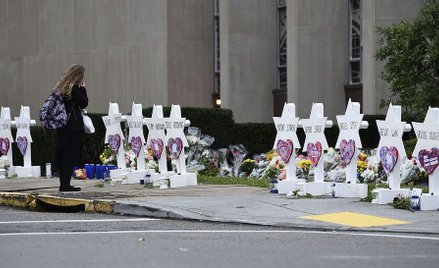 Trump pojedzie do Pittsburgha na miejsce strzelaniny