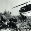 Śmigłowiec UH-1 w akcji w Wietnamie