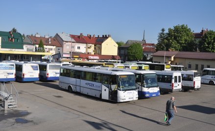 Publiczne przewozy autobusowe przejmą marszałkowie