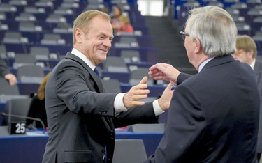 Szef Rady Europejskiej Donald Tusk i przewodniczący Komisji Europejskiej Jean-Claude Juncker