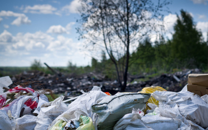 W Polsce produkuje się coraz więcej odpadów