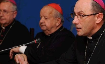 abp Stanisław Gądecki, kard. Stanisław Dziwisz, bp Wojciech Polak