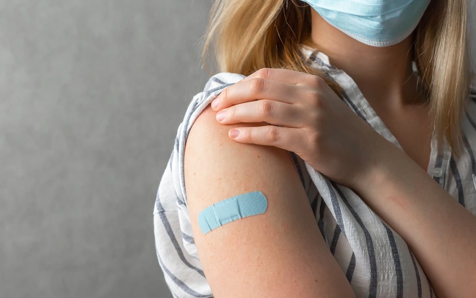 Studenci farmacji informują: “W szczepionkę nie boli”