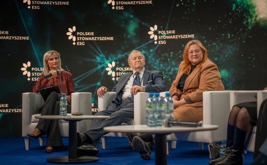 Od lewej: Anna Dela, wiceprezes Instytut Człowieka Świadomego, prof. dr hab. n. med. Witold Zatoński