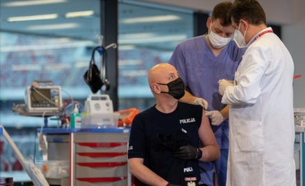 Poziom wyszczepienia wśród policjantów w ramach koordynacji szczepień wyniósł około 52 tys. - ponad 