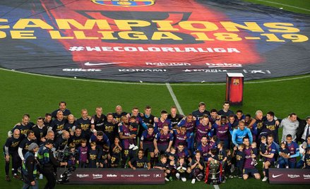 Messi strzela, Barcelona świętuje mistrzostwo Hiszpanii