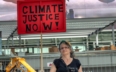 Indywidualny protest w obronie klimatu na lotnisku w Monachium, 26 lipca