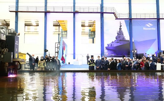 6 kwietnia w Ferrolu rozpoczęto budowę prototypowej fregaty F110.