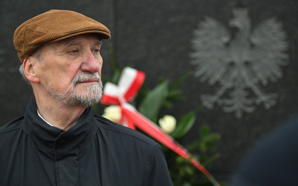 Poseł PiS Antoni Macierewicz