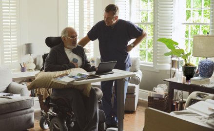 "Opiekun": Jak najdelikatniej o śmierci