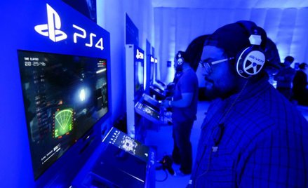 PlayStation 4 kupiło 18,5 mln klientów.
