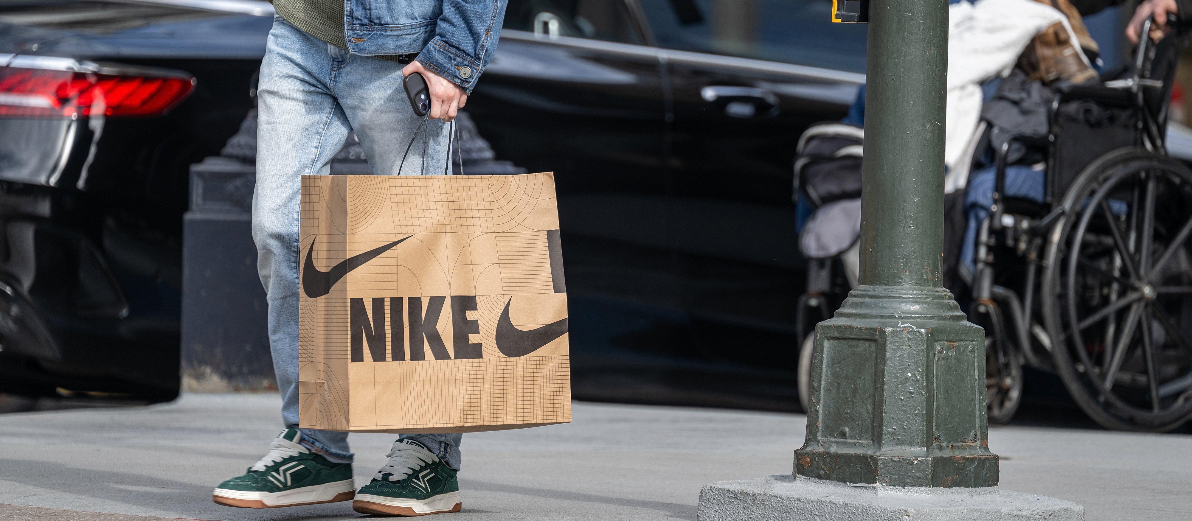 Nike wypada z prestiżowego klubu. Młodzi już nie chcą butów tej marki