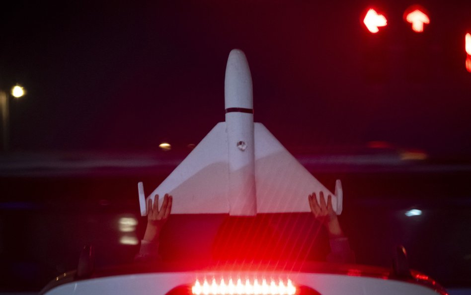 Śmigłowiec Apache został strącony prawdopodobnie przez dron typu Shahed