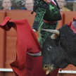 Hiszpania. Matador Morante de la Puebla w trakcie corridy w Sewilli