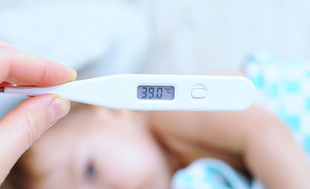 Przychodnia POZ nie może odesłać dziecka z gorączką
