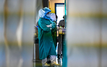 Dąbrowska: Epidemiolodzy nie godzą się na groźną ustawę