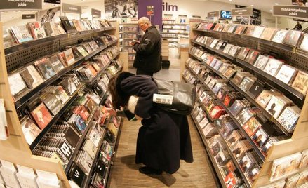 Grupa NFI EM&F w III kw. z mniejszą stratą